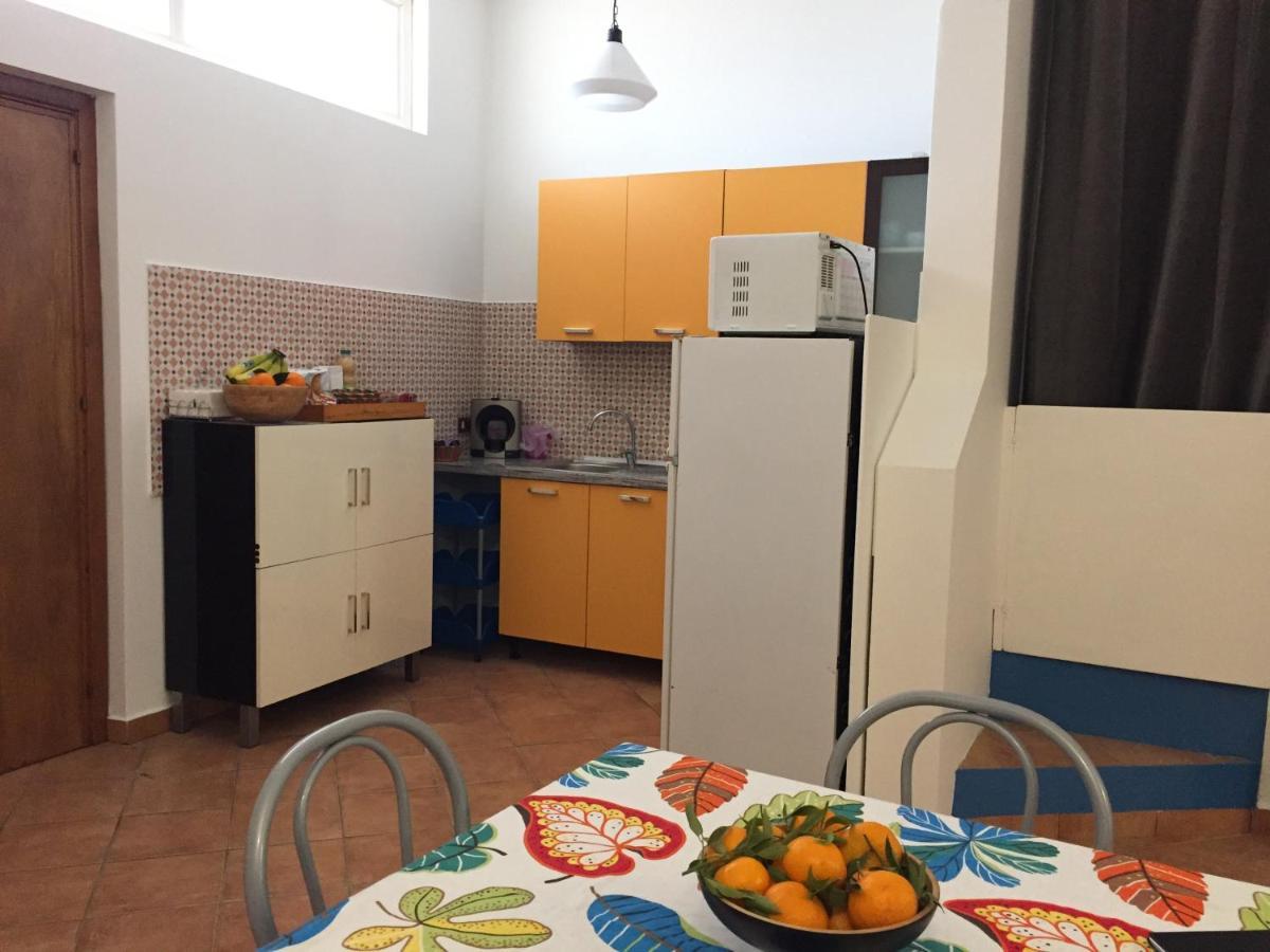 Apartment In The Center Terrasini Eksteriør bilde